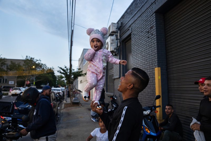 dec69956-5b3c-427f-80e3-b7df93c8b193